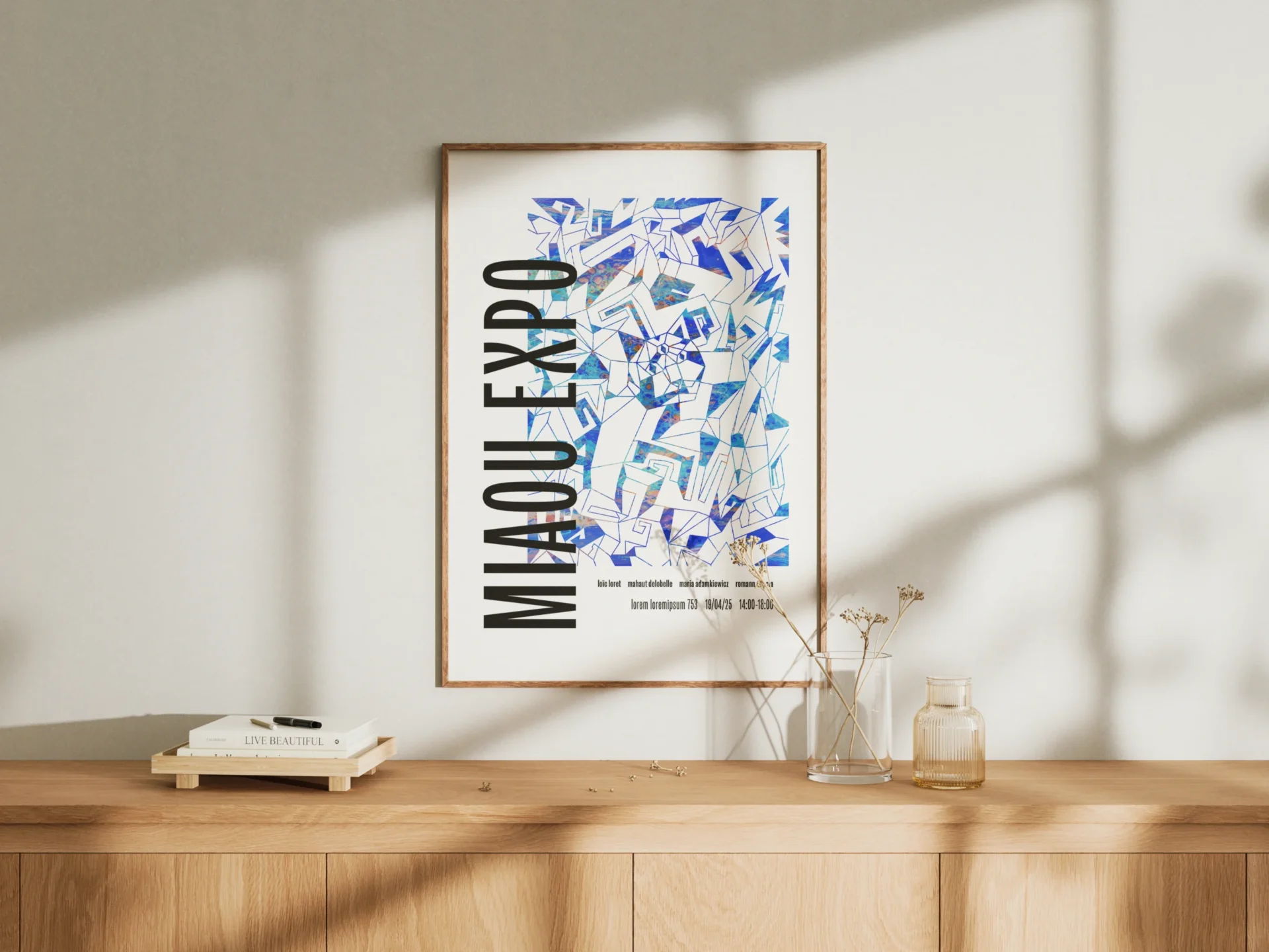 Poster of the 'Miaou Expo', including the title of the exhibition in bold black, as well as an illustration and additional information about the exhibit. The illustration consists of a geometrically constructed cat surrounded by different shapes, occasionally marked with bright colored textures. 